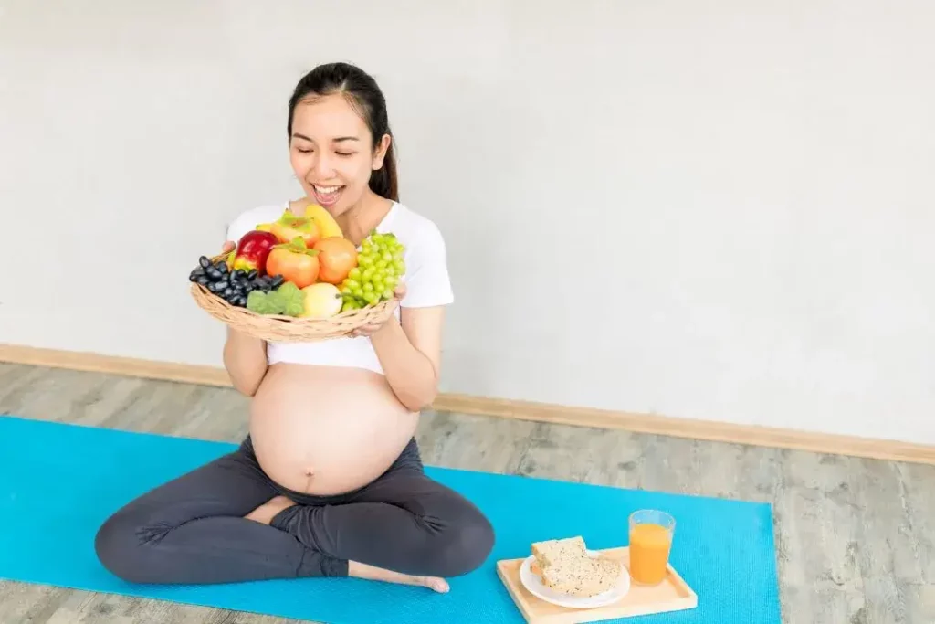 5 Foods To Avoid in Early Pregnancy (First Trimester)